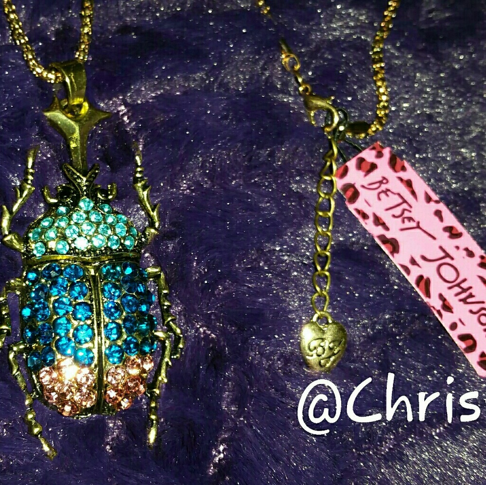Betsey Johnson necklace